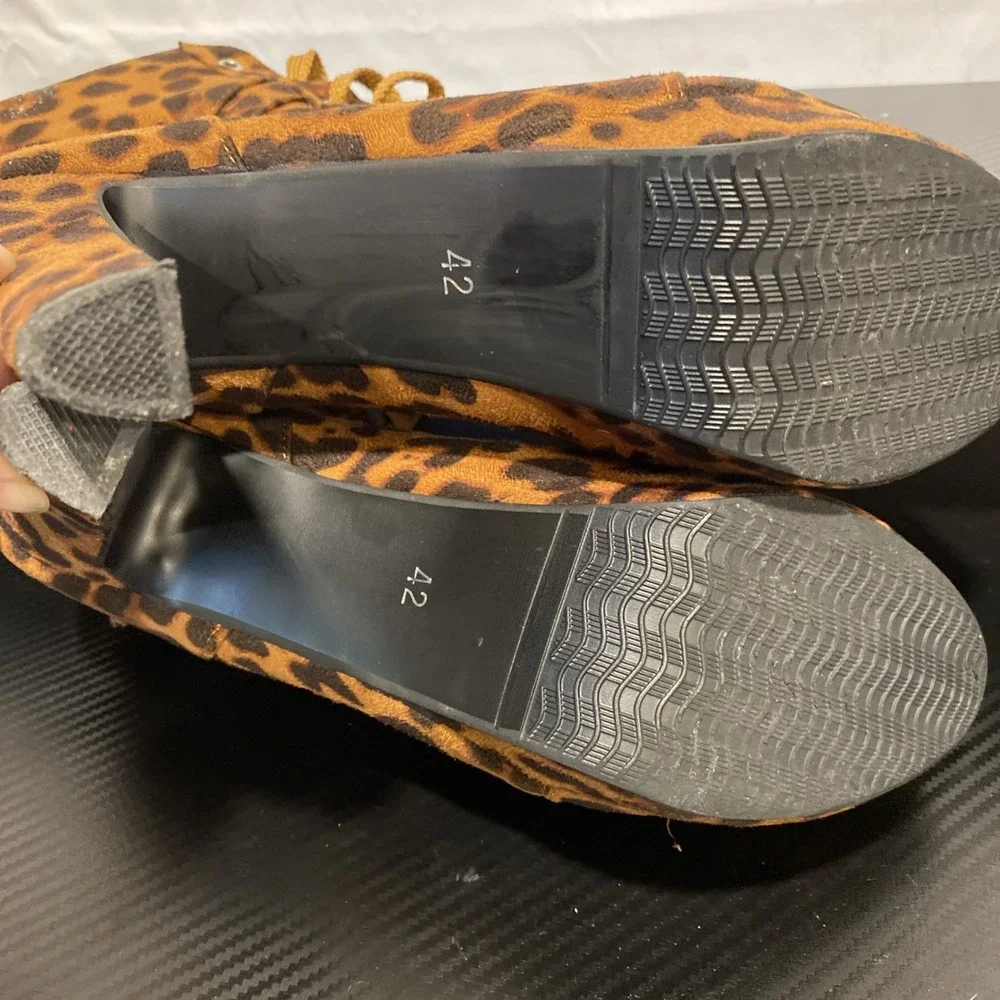 Women's Cheetah‎ Print Boots Size 10 (42)
